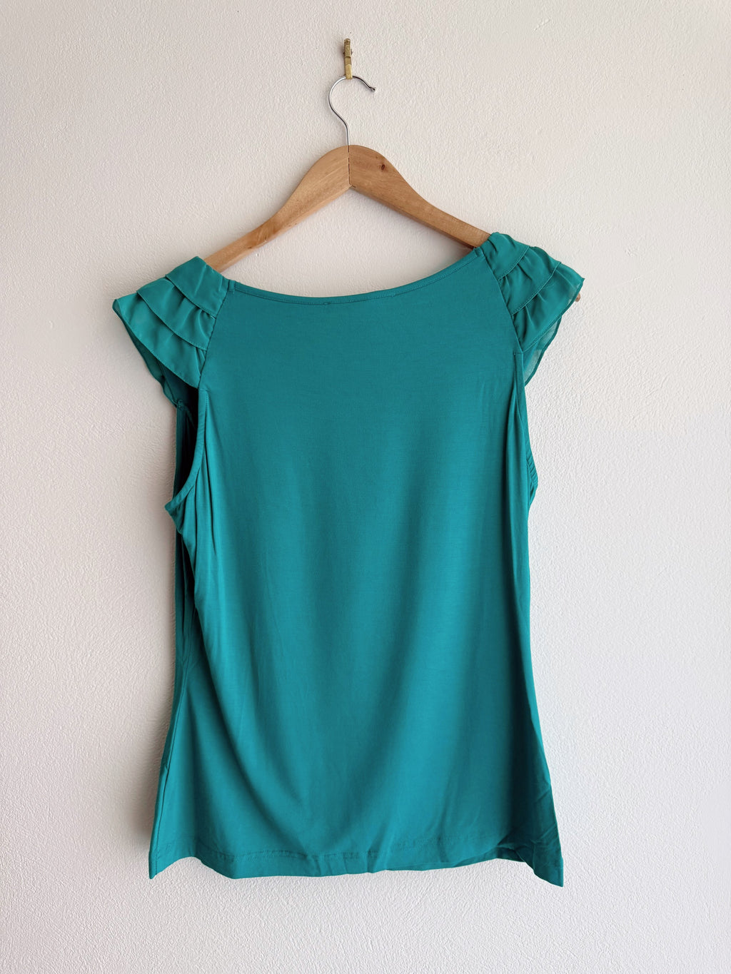 Review Teal Ruffle Top