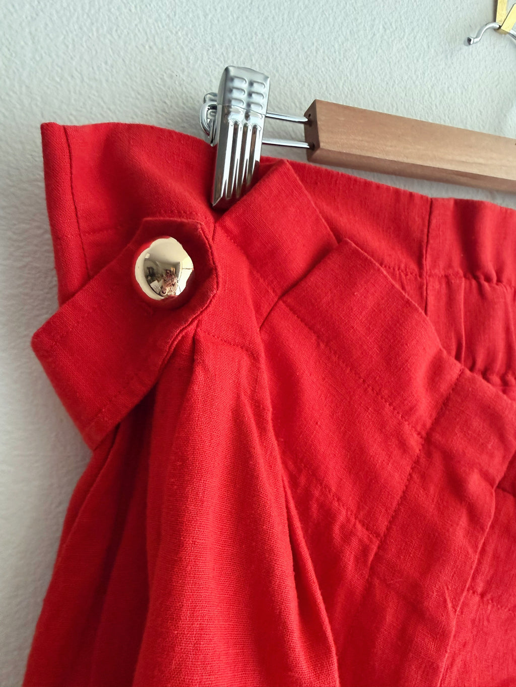 Review Tailored Linen-Blend Shorts