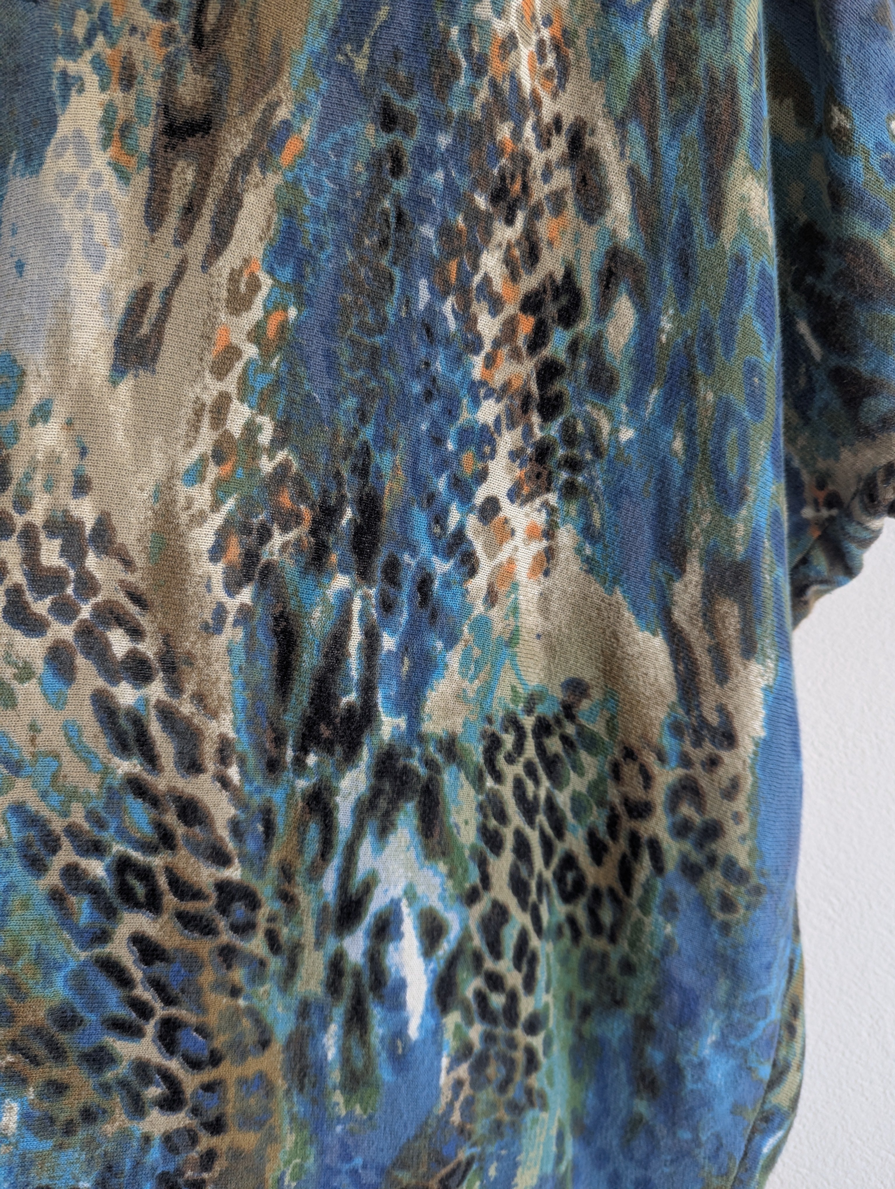Charlie Brown Abstract Animal Print Knit T Shirt