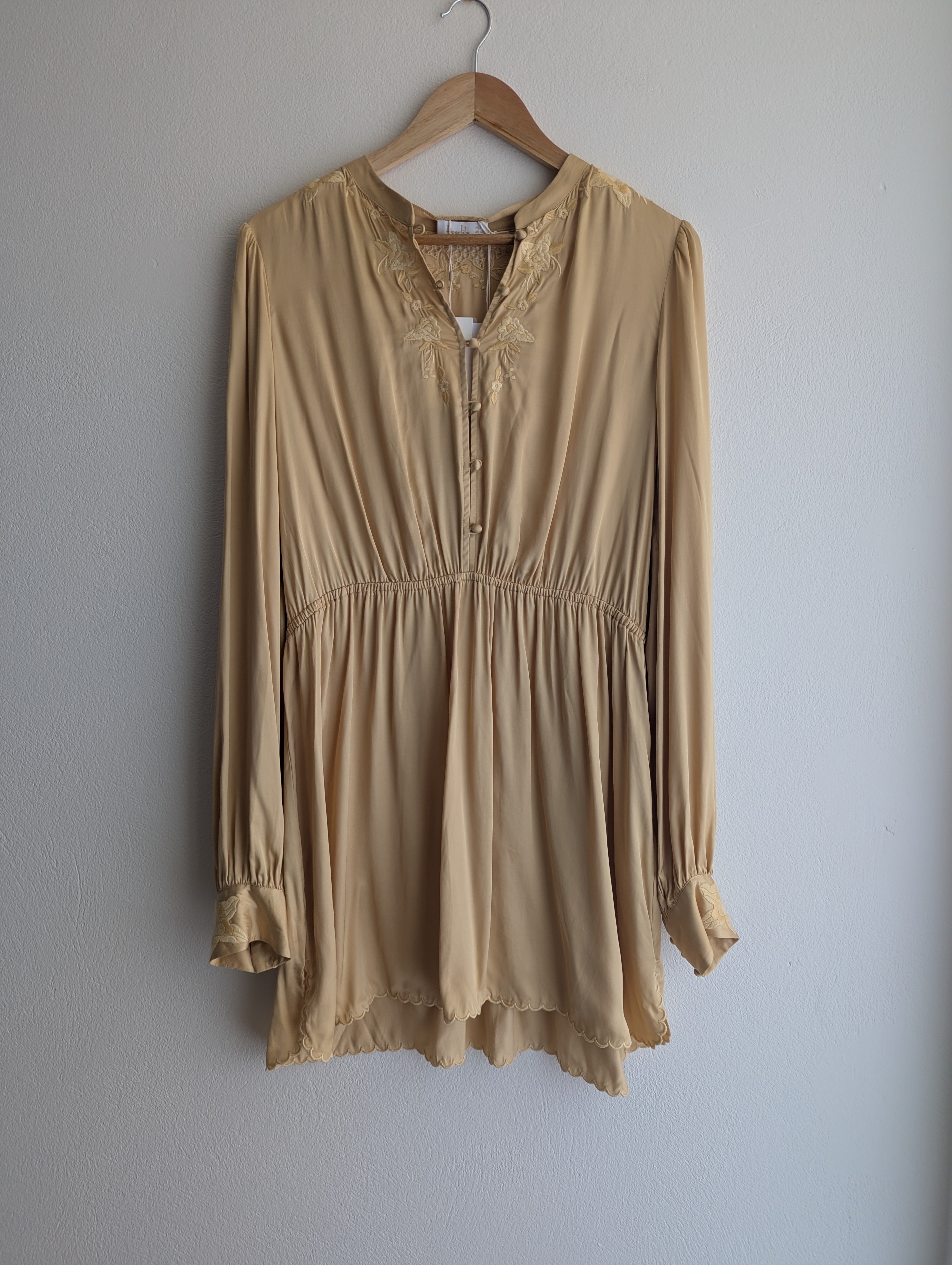 Tigerlily Long-Sleeve Satin Dress