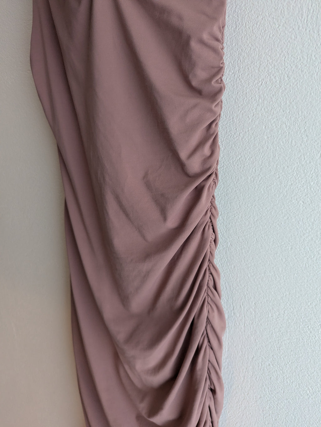 KOOKAÏ Asymetric Ruched Midi Dress