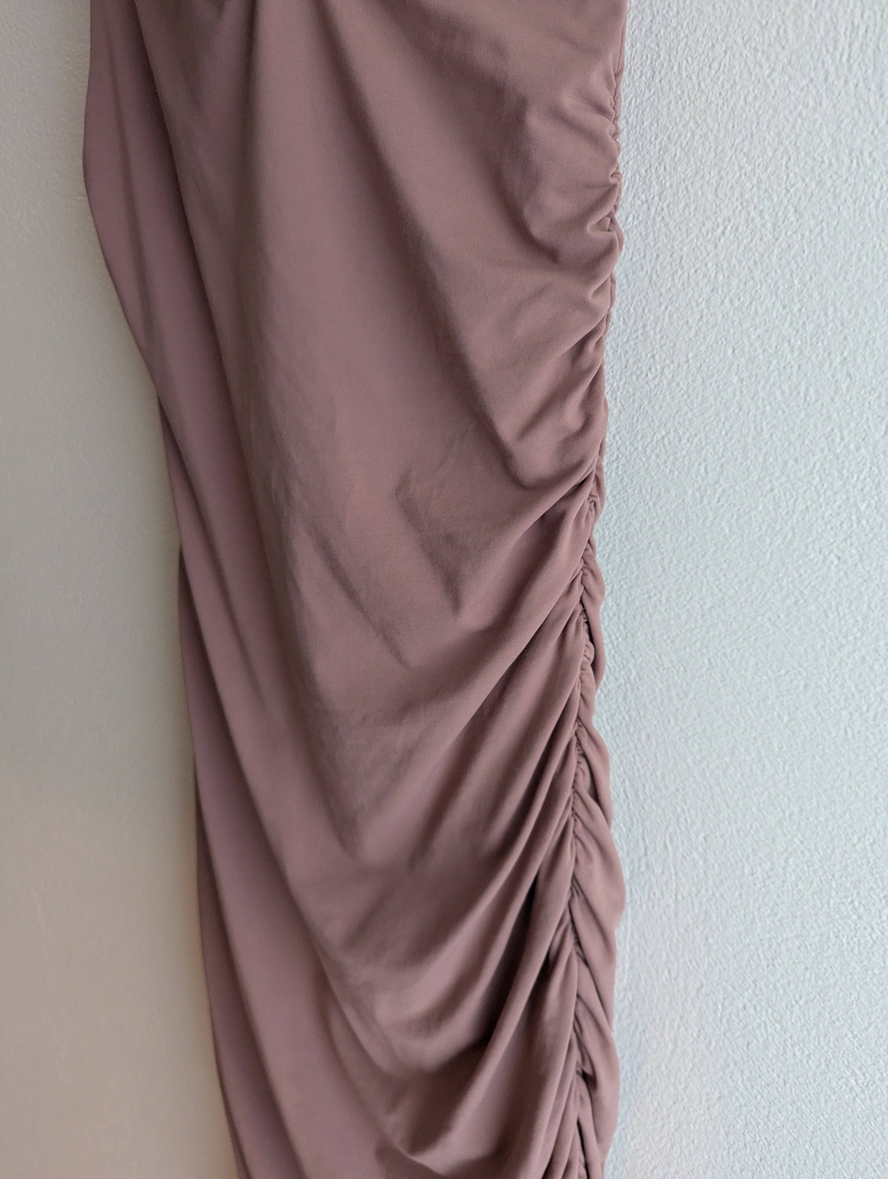 KOOKAÏ Asymetric Ruched Midi Dress