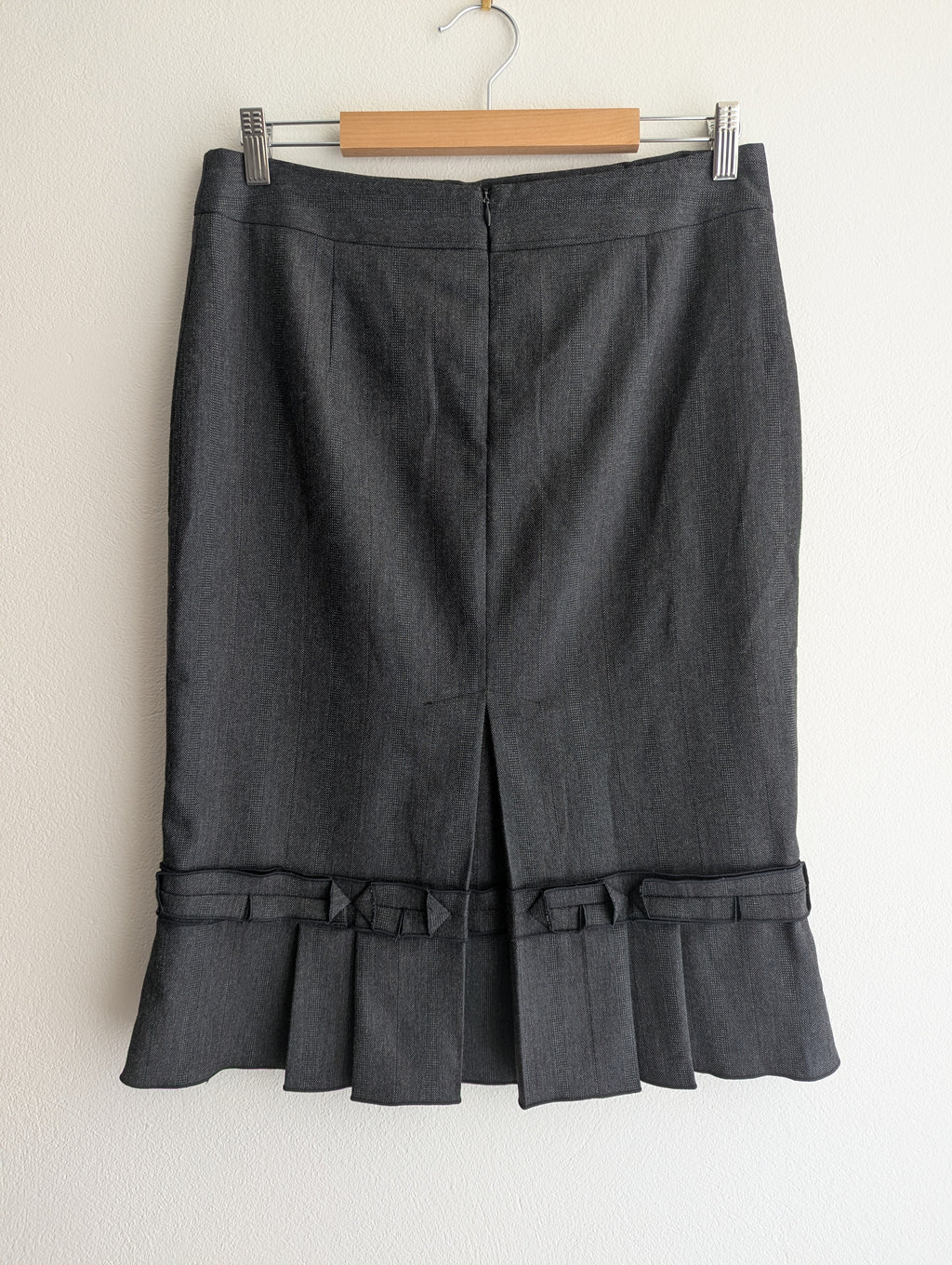 Cue Ruffle Hem Tailored Skirt