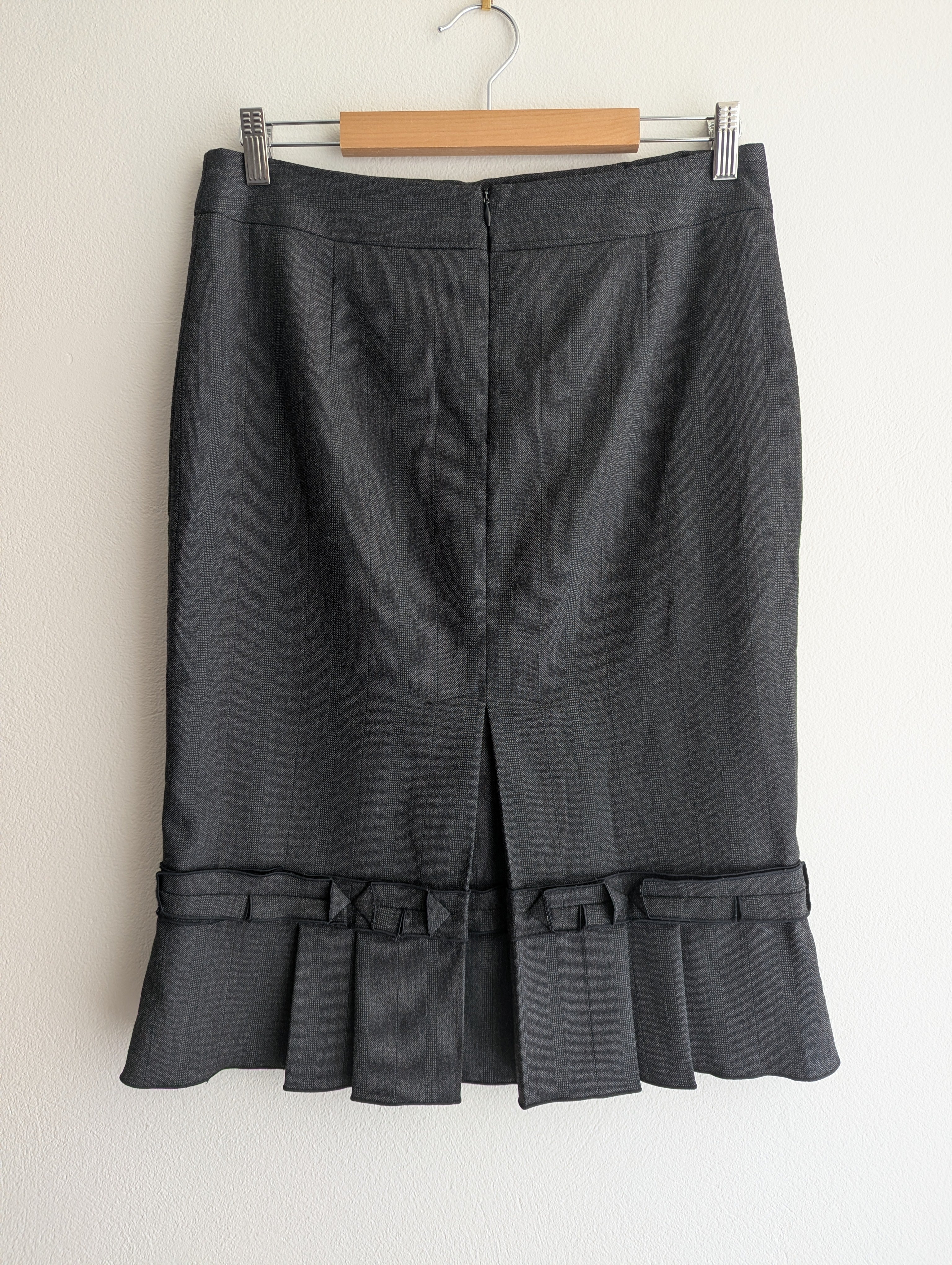 Cue Ruffle Hem Tailored Skirt
