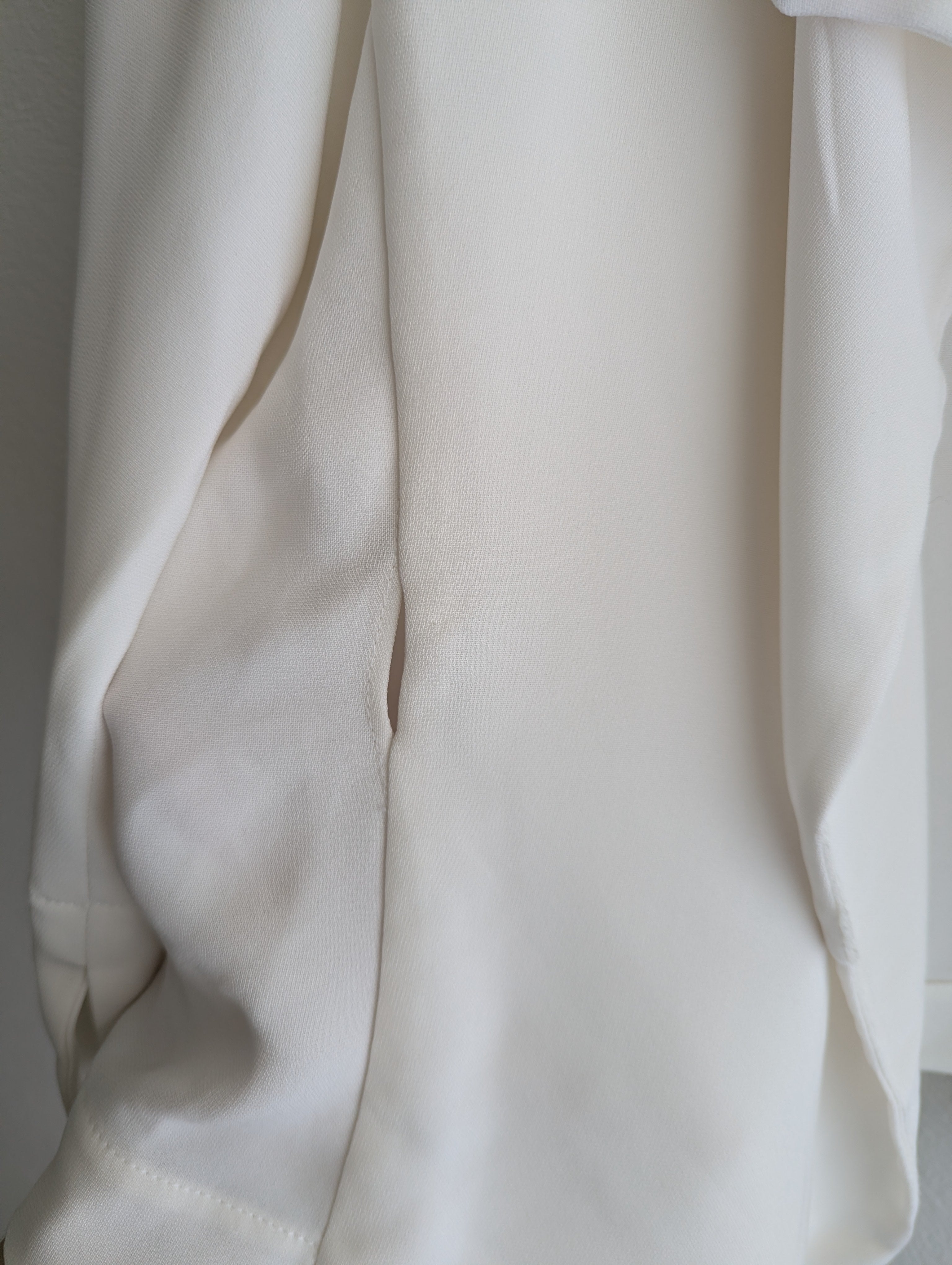 Carla Zampatti White Blazer