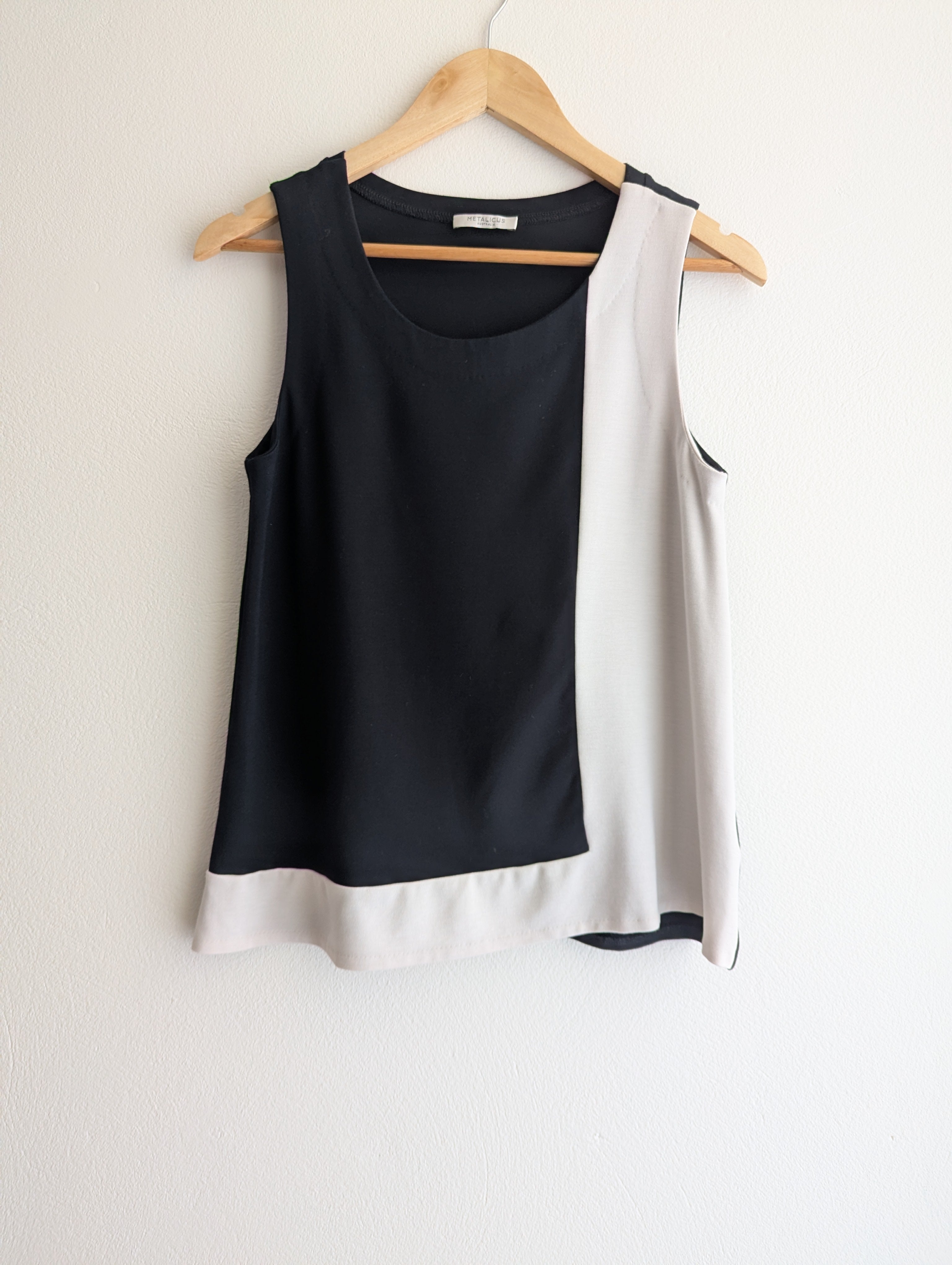 Metalicus Contrast Tank Top