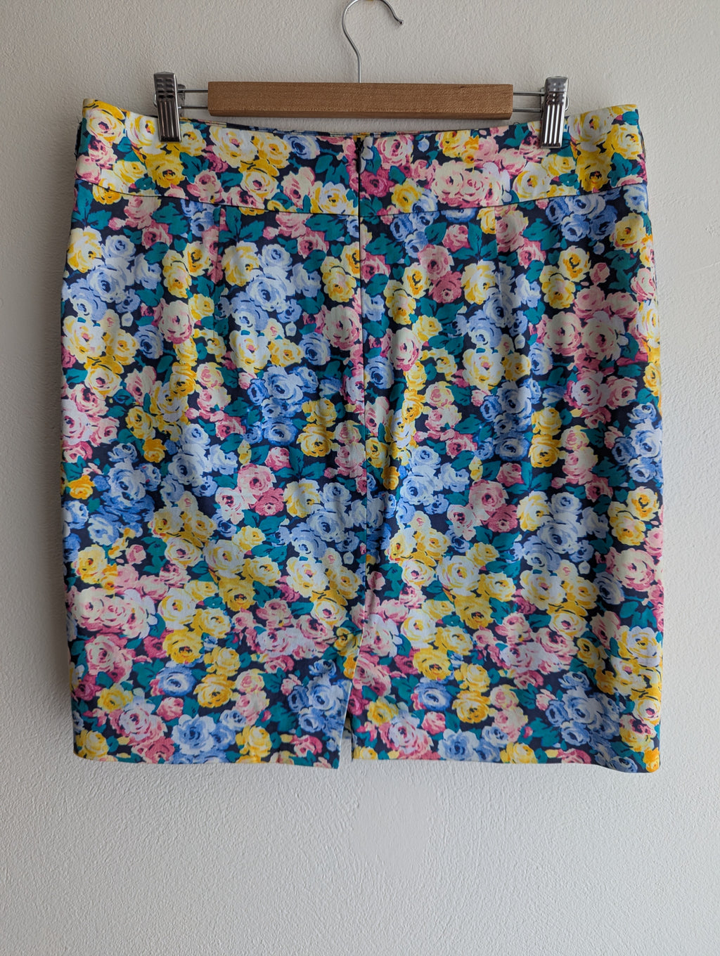 Review Floral Skirt
