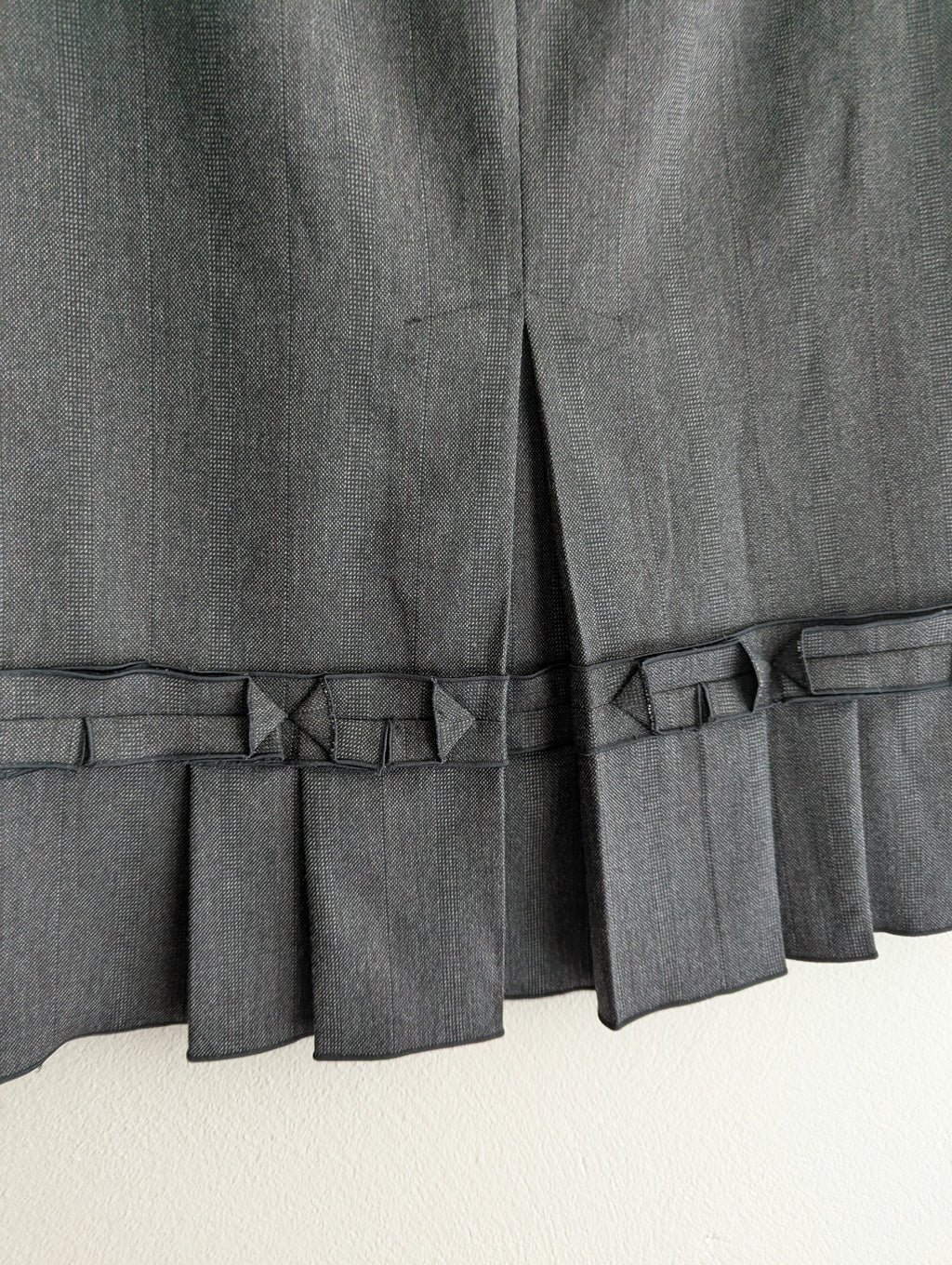 Cue Ruffle Hem Tailored Skirt