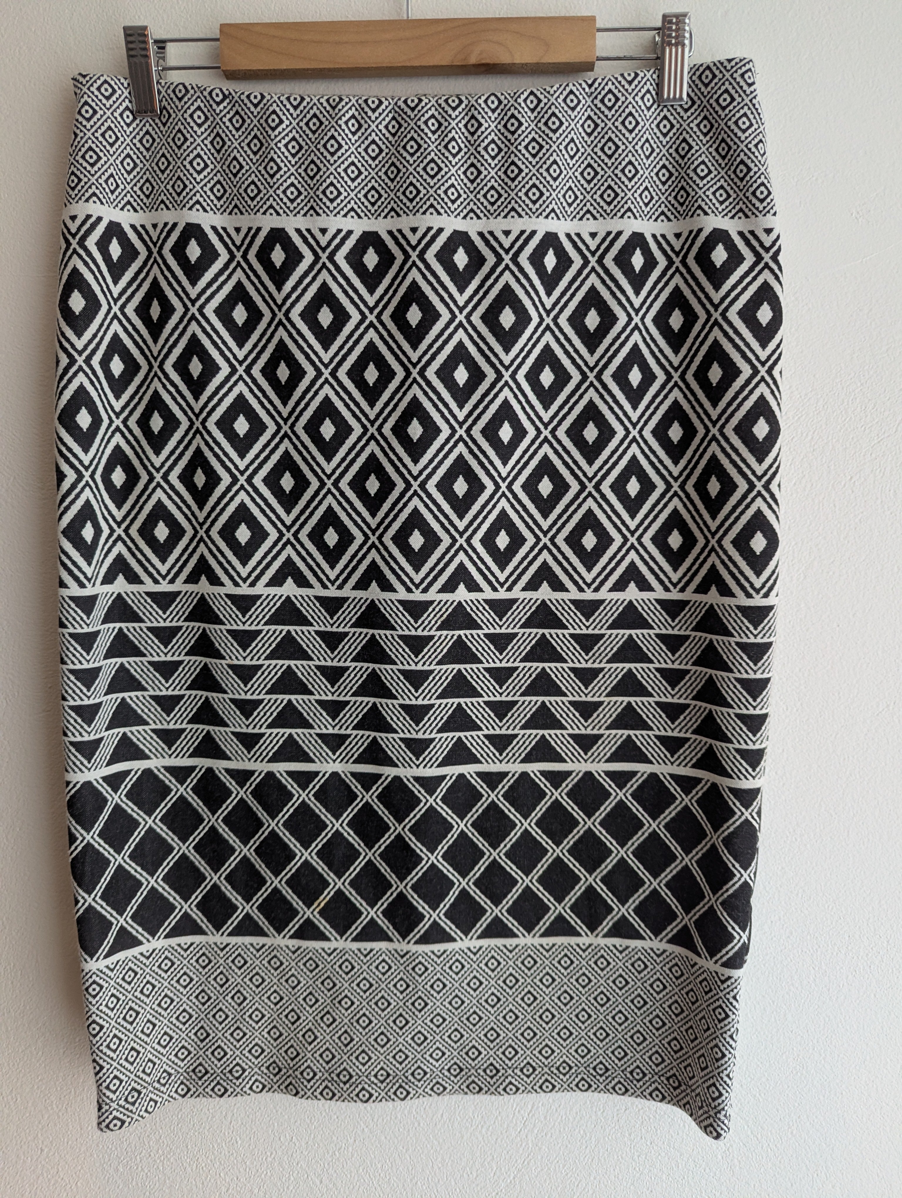 Veronika Maine Geometric Midi Skirt