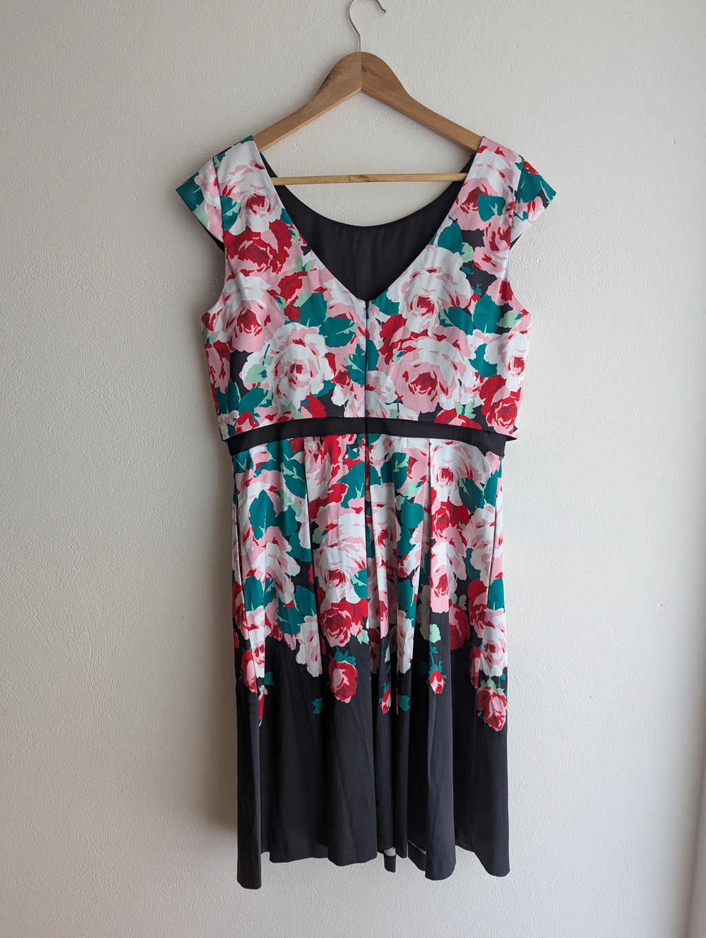 Review Floral Dress
