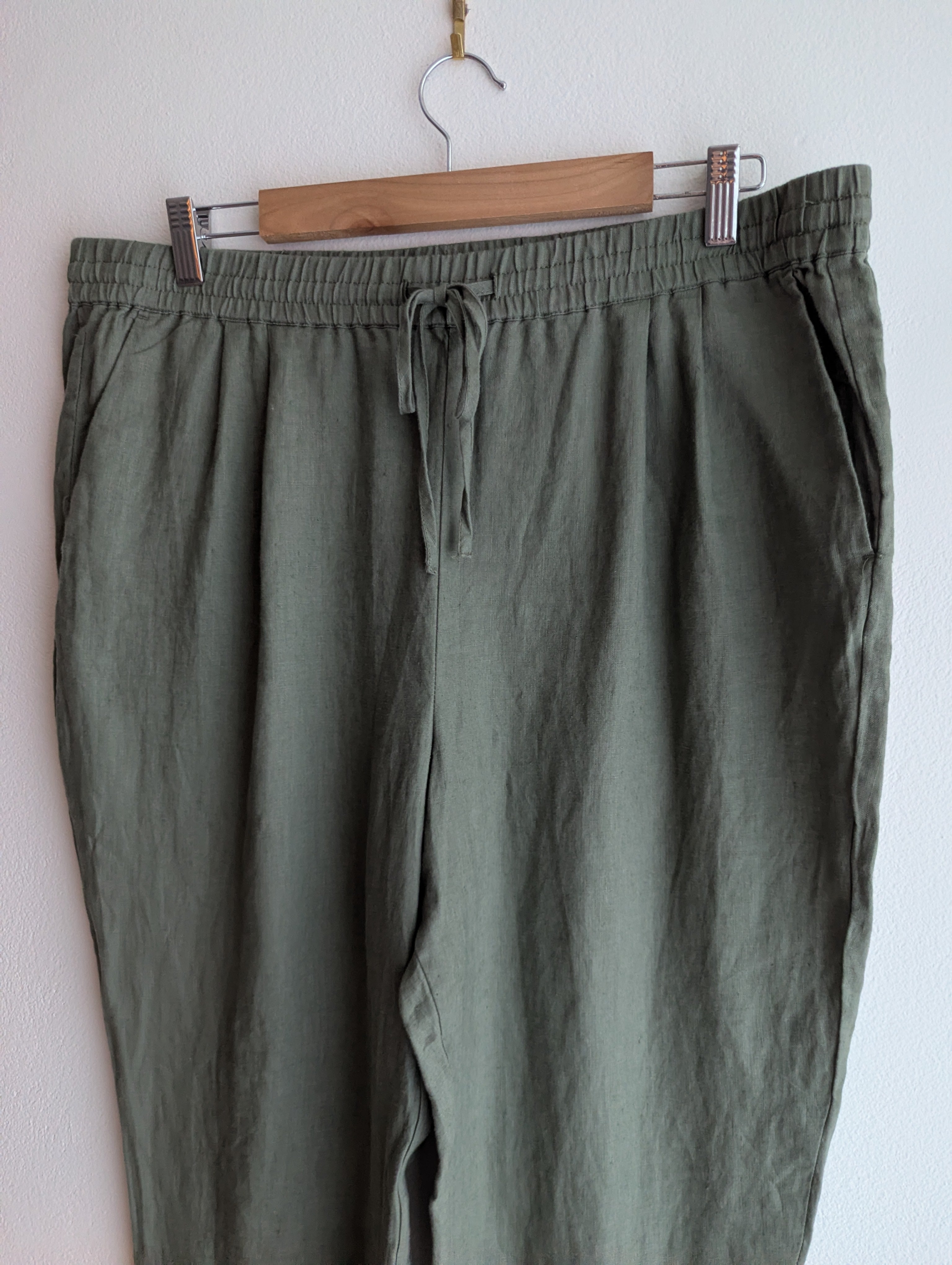 Sussan Linen Khaki Trousers