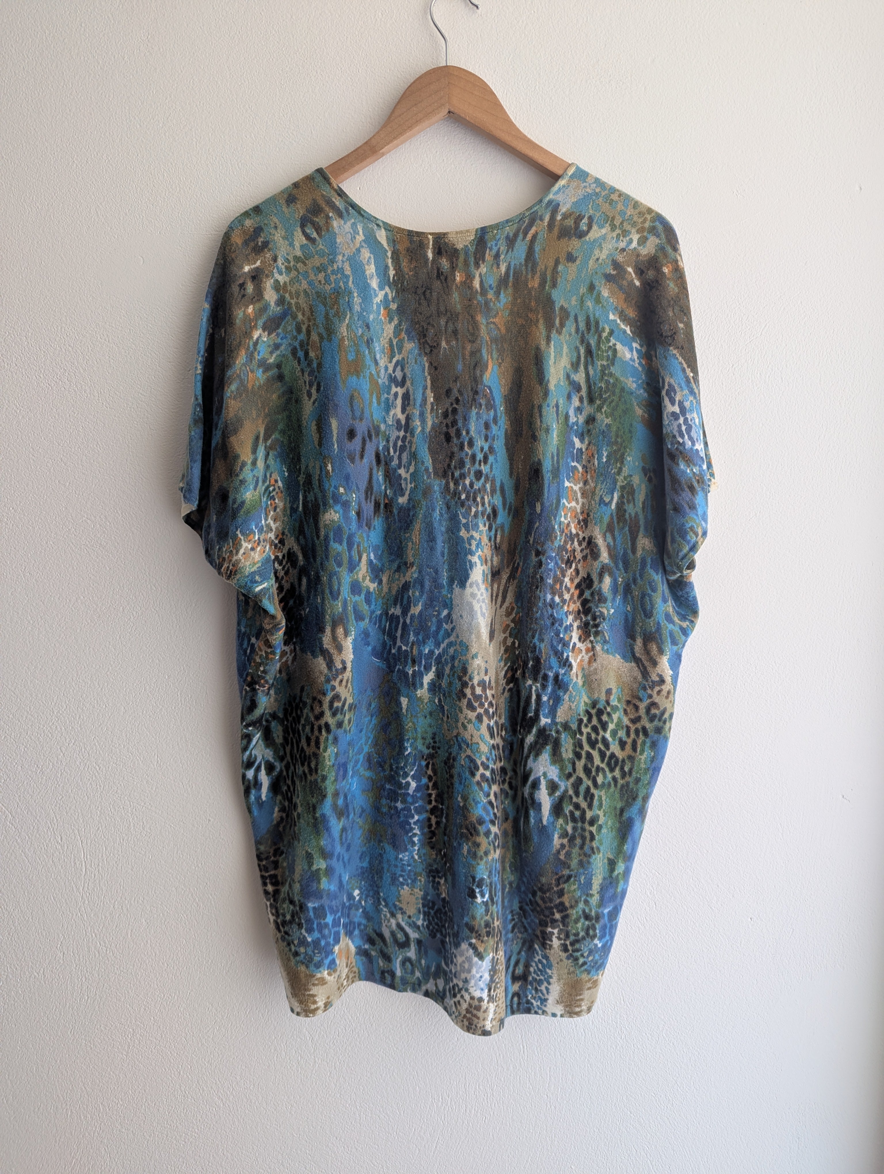 Charlie Brown Abstract Animal Print Knit T Shirt