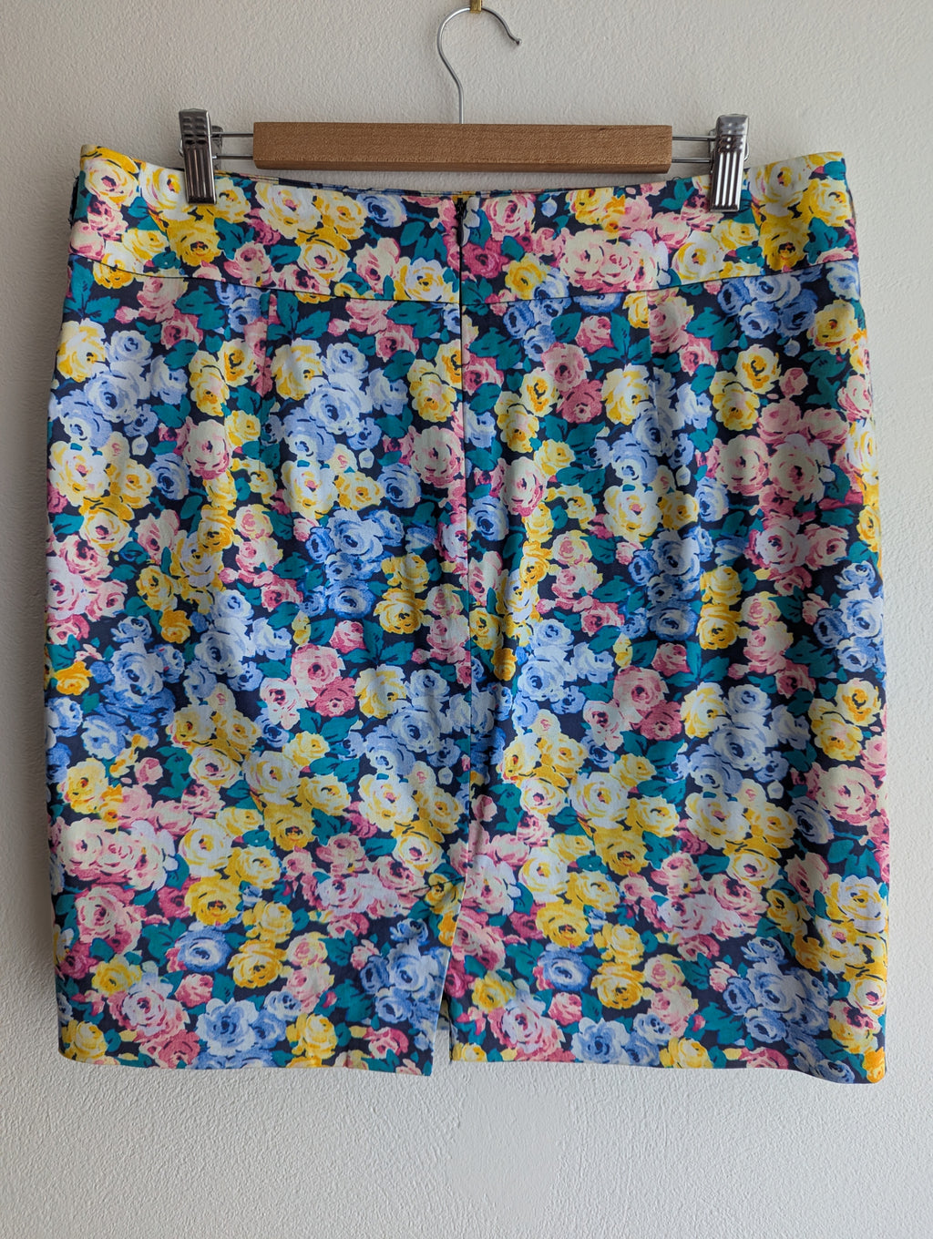 Review Floral Skirt
