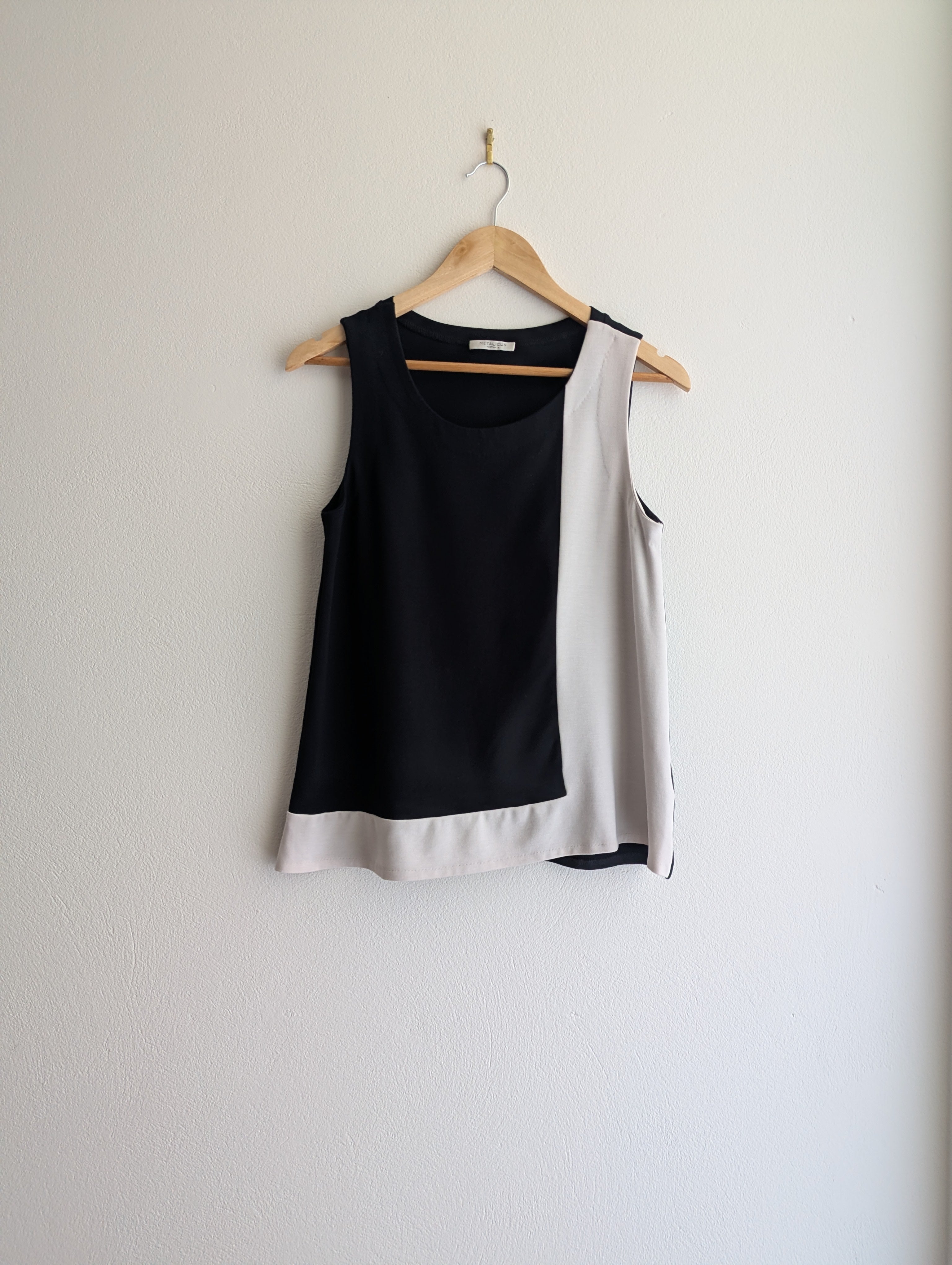 Metalicus Contrast Tank Top