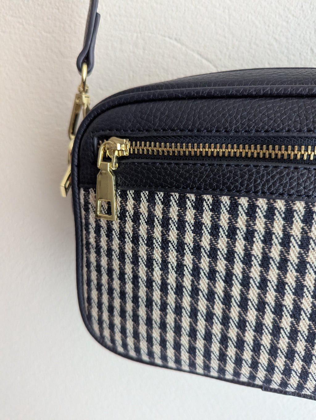 Zjoosh navy and houndstooth cross body camera bag