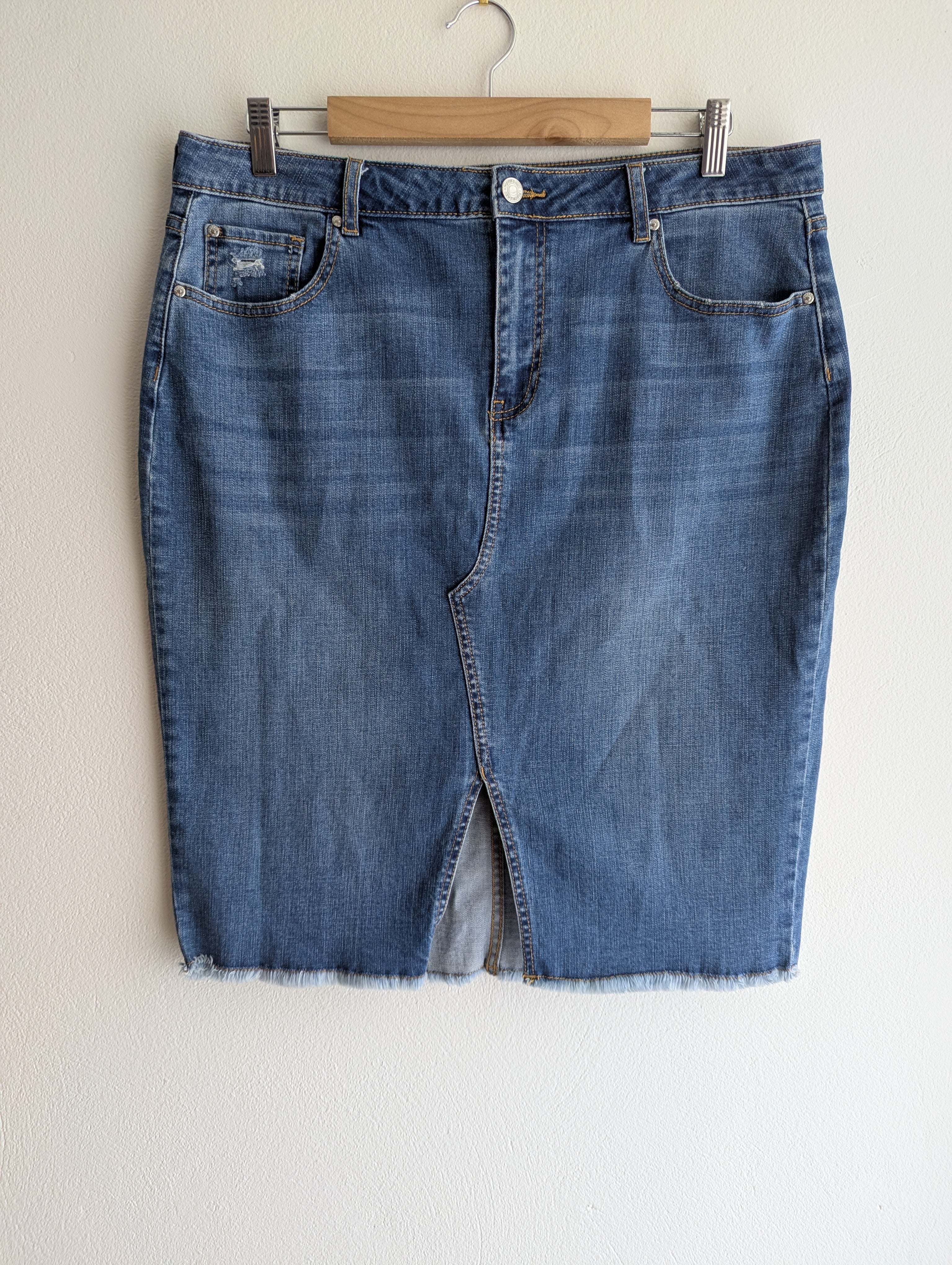 Forever New Denim skirt