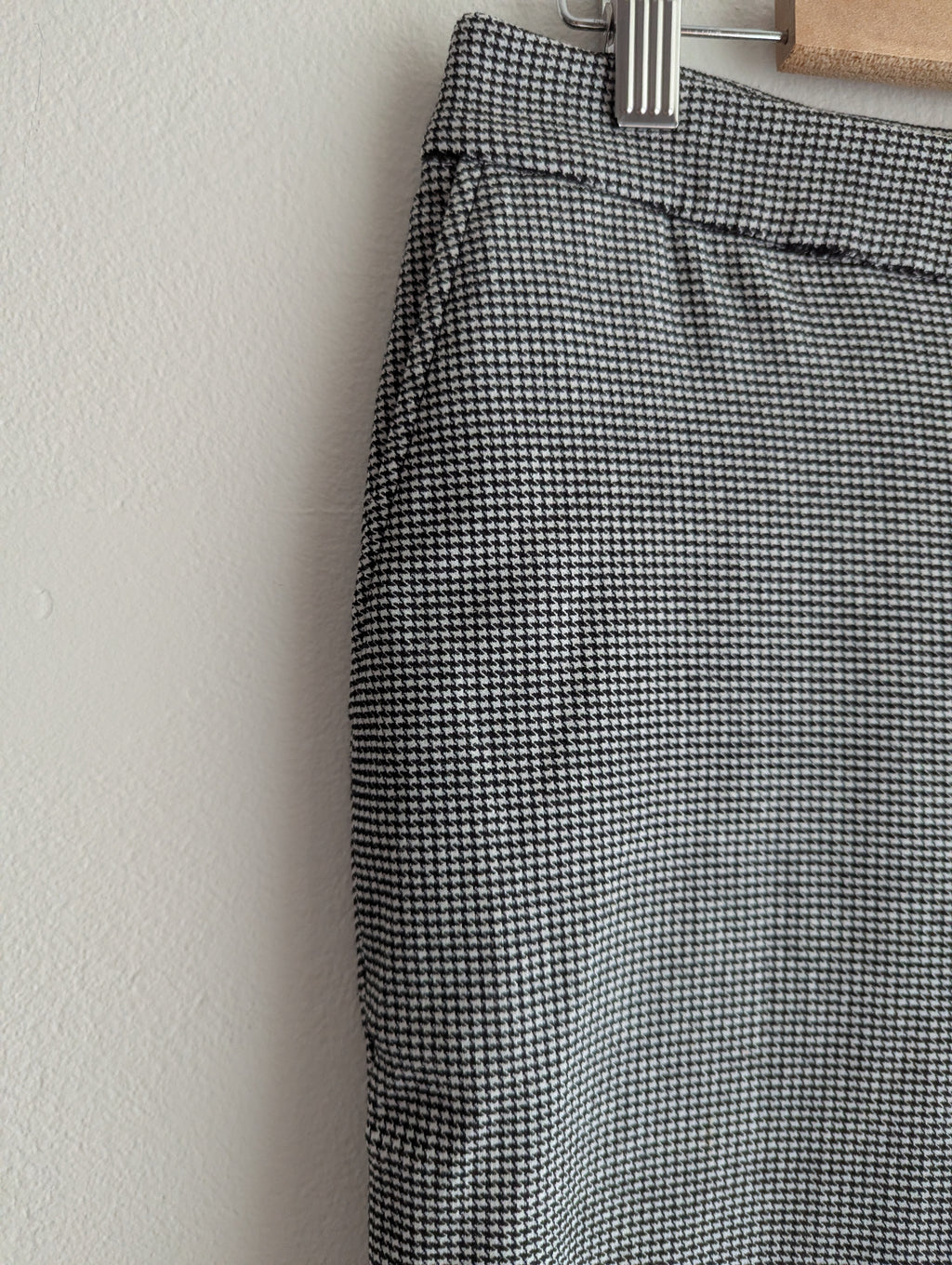 Saba Slim Fit Houndstooth Pants