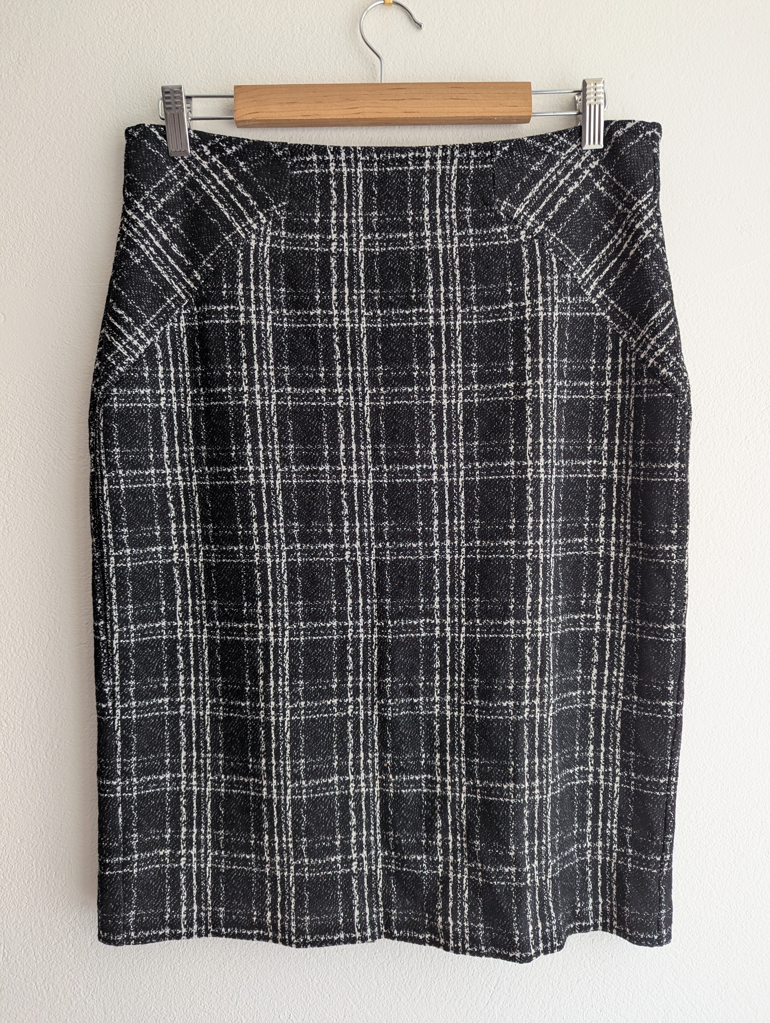Cue in the City Check Skirt