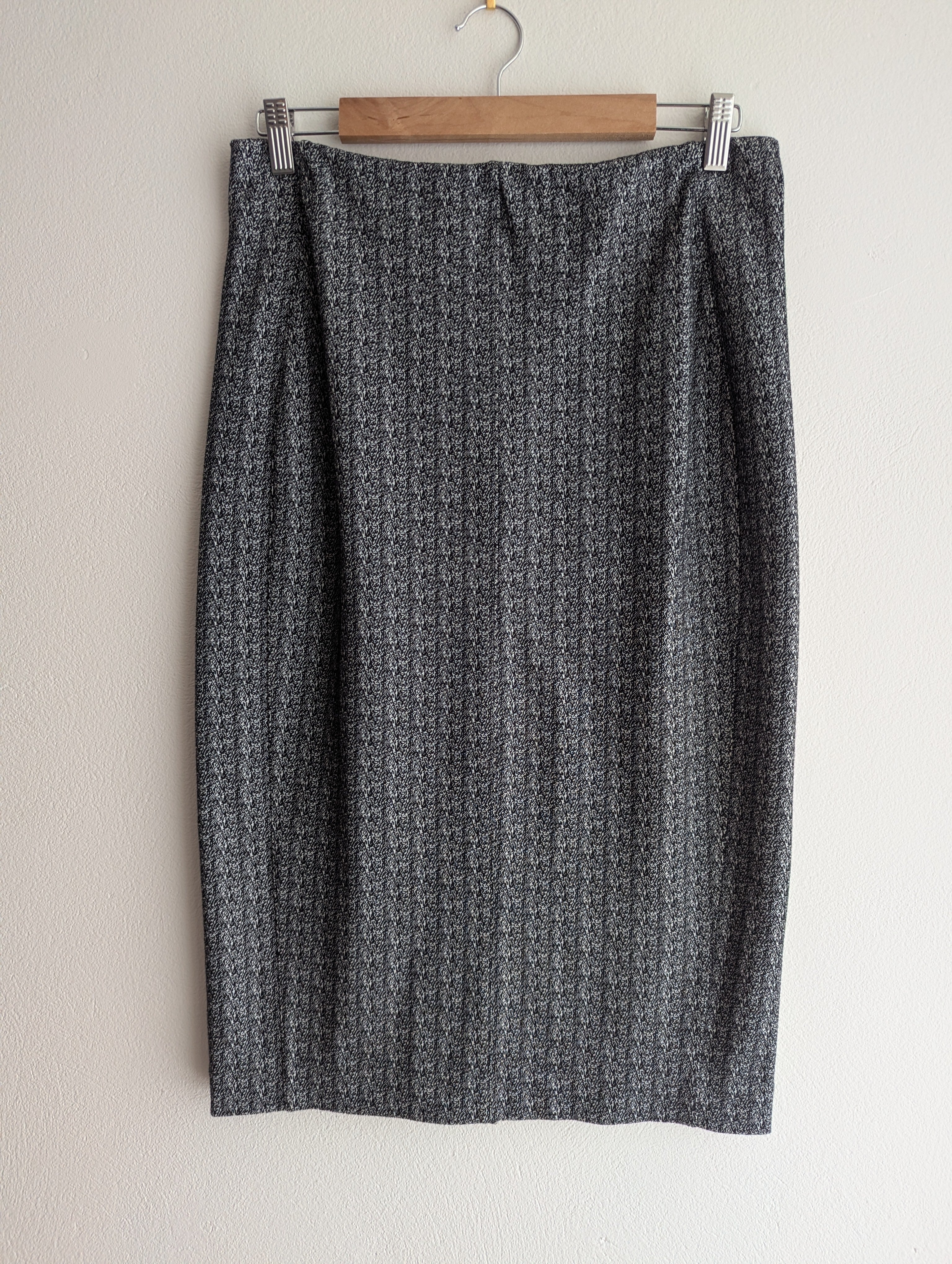 Veronika Maine Abstract Midi Skirt