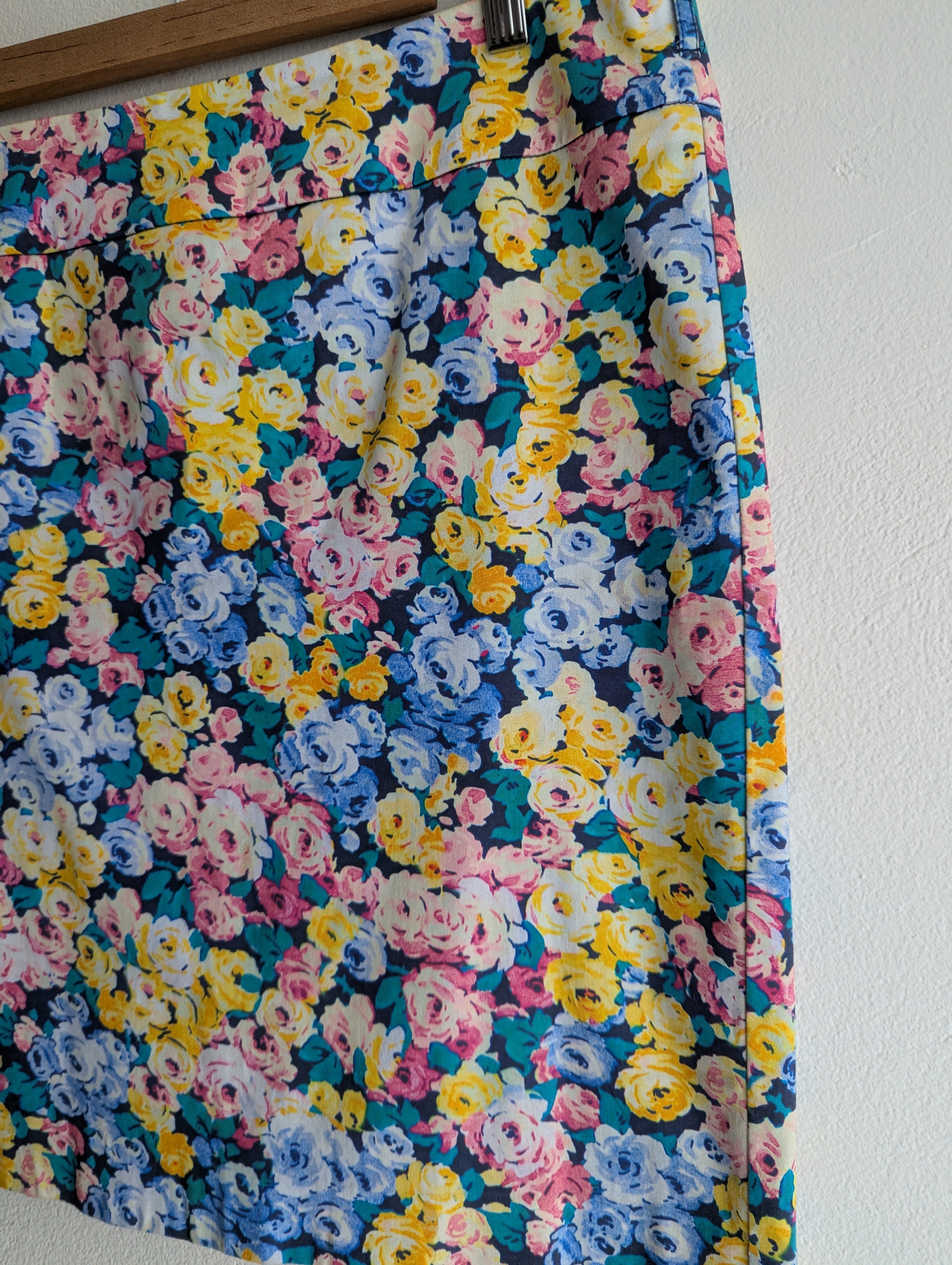 Review Floral Skirt