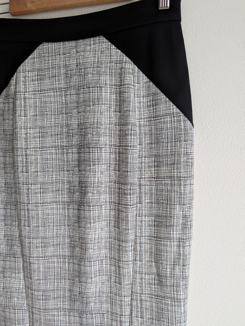 Cue Abstract Pencil Skirt